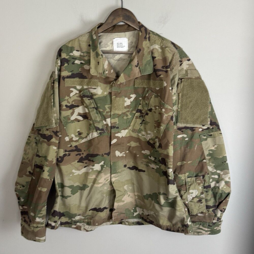 US Army Multicam Combat Coat 8415-01-623-5552, L.  Insect Repellent Green